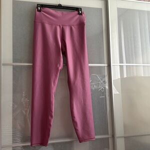 Alo Yoga Airlift leggings